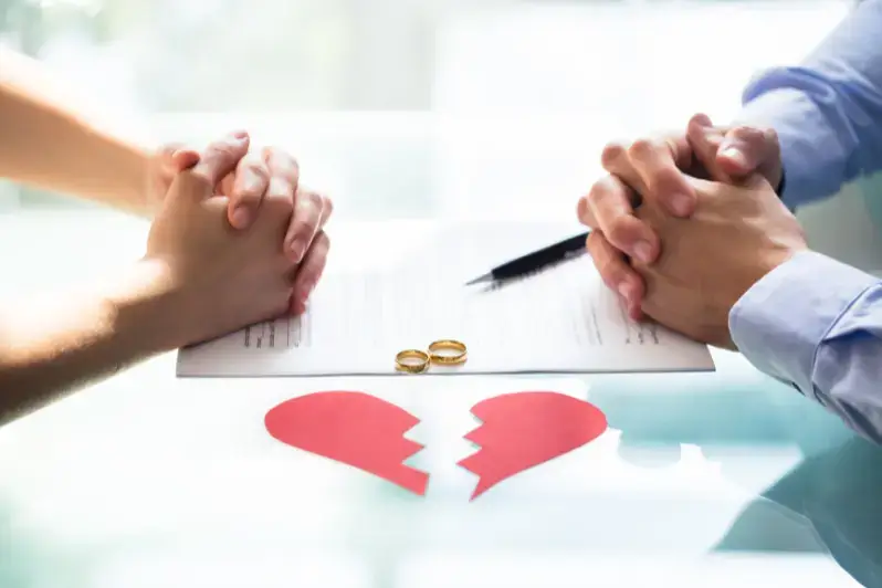الطلاق بالتراضي أم الخلع ؟ أيهما أفضل لك