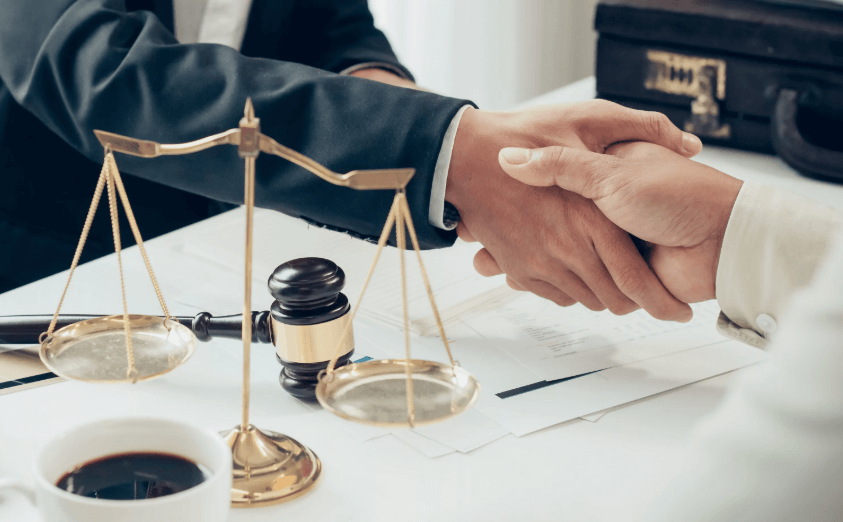 خدمات قانونية احترافية في الإمارات | Legal Services Portal 5 خدمات قانونية